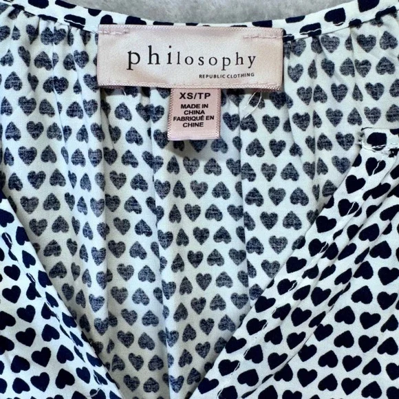 Philosophy Republic Clothing Women's Navy Heart Print Blouse XS Anthropologie - Picture 4 of 8